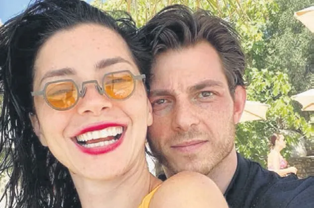 Merve Boluğur'un gizemli sevgilisinin kimliği çözüldü! Burak Dayı...