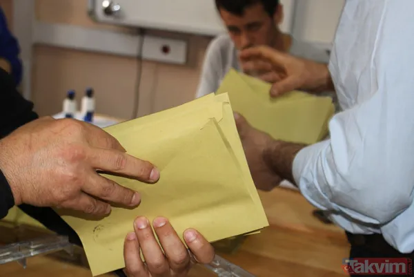 Deprem bölgesi 'Erdoğan' dedi muhalifler içindeki kini kustu! Sosyal medyada skandal sözler! - 12