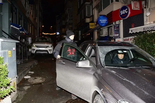 biran-damla-yilmaz-gonlu-tansel-ongele-kaptirdi-supriz-ask-cok-konusuldu-1643310099083.jpeg Biran Damla Yılmaz gönlü Tansel Öngel'e kaptırdı! Süpriz aşk çok konuşuldu-13