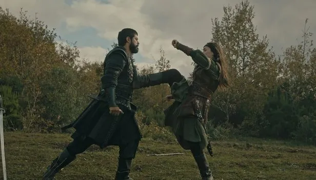 Kuruluş Osman 36. bölümde geceye damga vuran sahne! Osman Bey Targun Hatun'la işte böyle yüzleşti