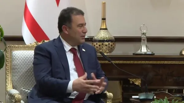 cumhurbaskani-yardimcisi-fuat-oktay-ve-kktc-basbakani-ersan-sanerden-kulliyede-ortak-basin-toplantisi-1608742569557.jpeg Cumhurbaşkanı Yardımcısı Fuat Oktay ve KKTC Başbakanı Ersan Saner'den Külliye'de ortak basın toplantısı-2