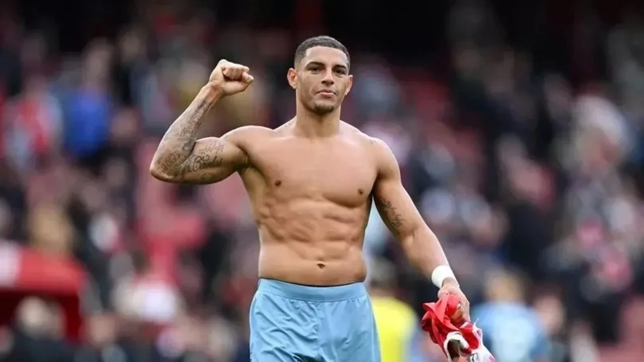 Diego Carlos resmen Fenerbahçe’de! Yıldız futbolcu İstanbul’a geldi