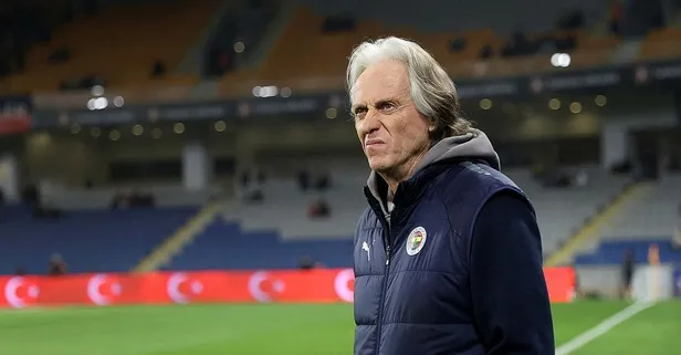 Fenerbahçe'de Jorge Jesus iki ismi sildi!