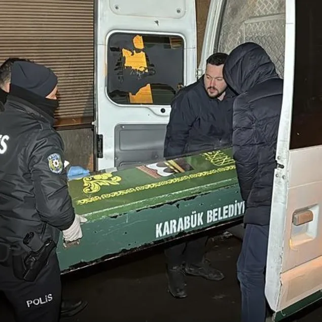 Karabük’te çifte cinayet: Yabancı uyruklu şahıs kardeşini ve yengesini katletti!