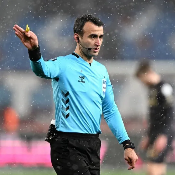 Derbinin hakemi Karaoğlan