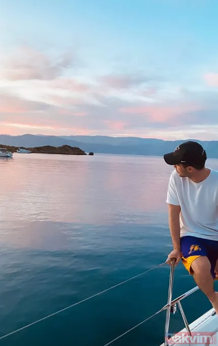 Leoparlı bikinisi ve sıfır makyajlı Burcu Özberk'in yüzü gülüyor... - 4