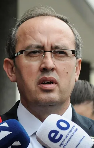 Kosova’da hükümet OHAL’den vazgeçti