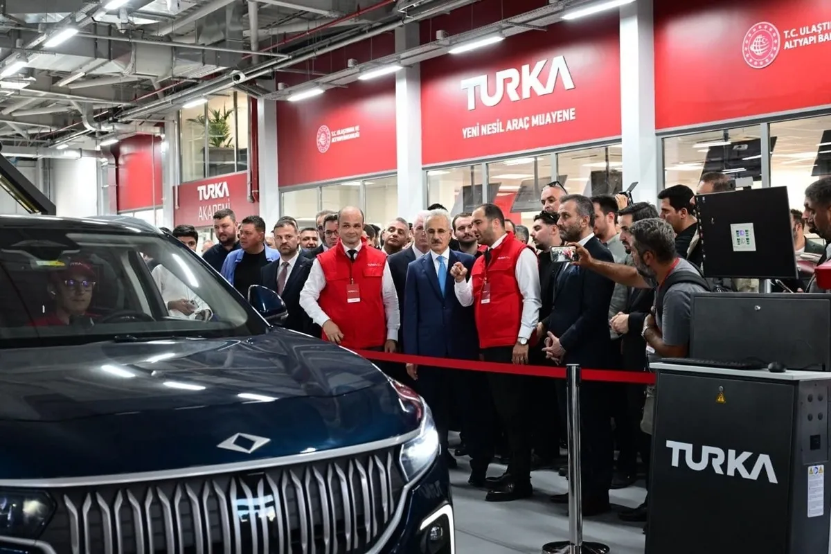 1787320496719.jpeg Araç muayenesinde yapay zeka dönemi! Bakan Uraloğlu duyurdu: "Aracın MR'ını çekeceğiz"-4