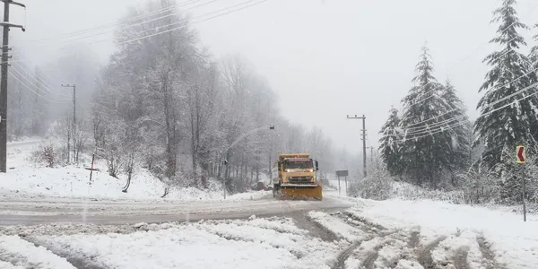 hava-durumu-meteoroloji-tarih-verdi-kuvvetli-kar-yagisi-geliyor-9-13-ocak-2022-1641699194020.jpg HAVA DURUMU | Meteoroloji tarih verdi! Kuvvetli kar yağışı geliyor... 9-13 Ocak 2022-2