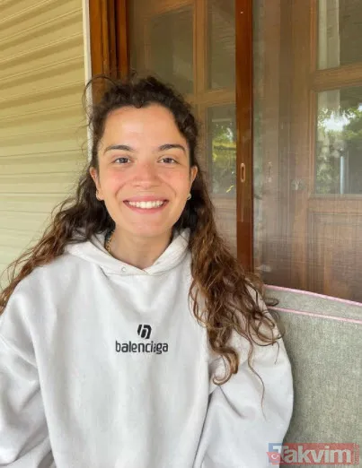 Aslı Bekiroğlu'nun annesini görenler 'yok böyle anne' dedi ana-kızın benzerliği şoke etti! Müstehcen görüntüleri ortaya çıkan Aslı... - 2