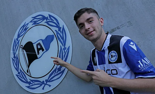 galatasaray-ve-fenerbahcenin-de-gundemindeydi-altinordulu-burak-ince-arminia-bielefelde-transfer-oldu-1636475159893.jpg Galatasaray ve Fenerbahçe'nin de gündemindeydi! Altınordulu Burak İnce Arminia Bielefeld'e transfer oldu-2