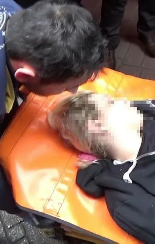 Genç kadın sevgilisine mesaj gönderip kendini vurdu!