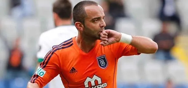 Sow + Kuyt + Emenike = Semih Şentürk