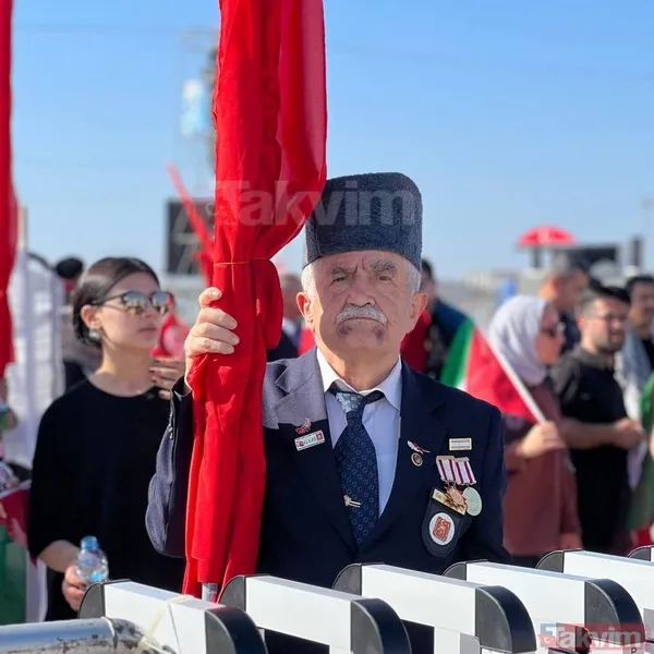 BÜYÜK FİLİSTİN MİTİNGİ! 7'den 70'e milyonlarca vatandaş Atatürk Havalimanı'na akın etti! - 7