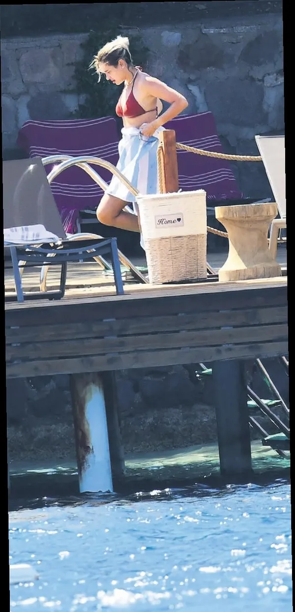Hande Ataizi sevgilisi Dinç Aydoğdu ile Bodrum'da görüntülendi-4