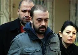 Nişanlısı terk etti