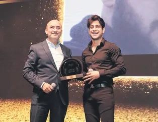 Reynmen’e iki ödül birden