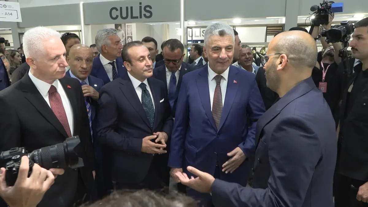 1787134539541.jpeg Türkiye ihracatta 400 milyar dolar eşiğini aştı! Bakan Bolat: Milli gelirin 4’te 1’i-7