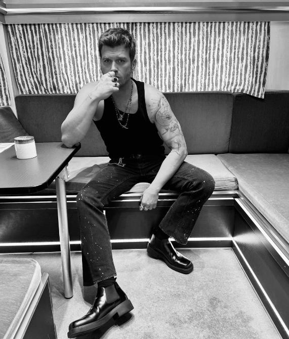 1706478654887.jpeg Çağla Şikel ve Enis Arıkan rotayı Dubai'ye çevirdi! Paraya para demeyip kazandıklarını yatırıma döndürüyorlar...-5