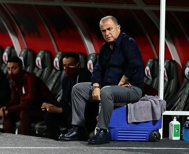 fatih-terim-galatasaraydan-gitti-ama-eli-hala-floryada-takimi-selcuk-inan-ve-necati-atese-emanet-etti-1622559815573.jpeg