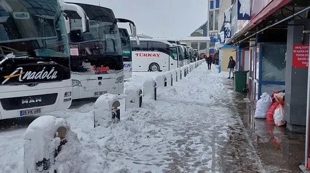 -18-19-20-mart-istanbulda-sehirlerarasi-otobus-seyahatleri-durduruldu-mu-sehirlerarasi-otobus-seferleri-iptal-1647612623929.jpeg 🚌İstanbul'da bugün ve yarın şehirlerarası otobüs seyahatleri durduruldu mu? Şehirlerarası otobüs seferleri iptal edildi mi, yasaklandı mı?-2