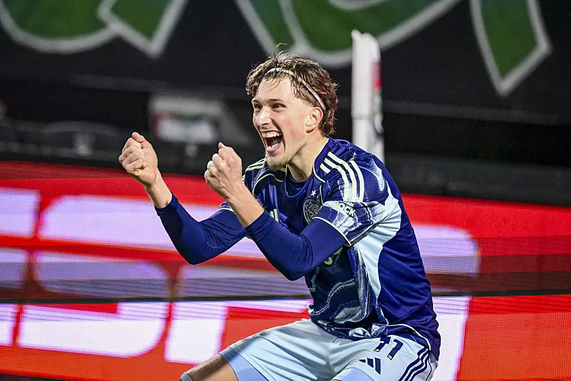 Galatasaray transferde gemileri yaktı! 3 dünya yıldızıyla şov - 14