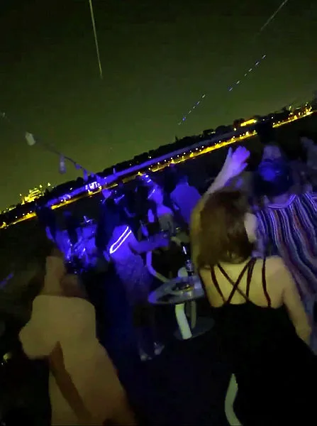 Son dakika: İstanbul Boğazı'nda pes dedirten görüntü! Koronavirüsü hiçe saydılar-2