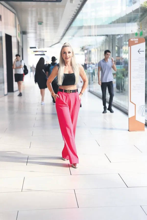 nazar-onlemi-sosyetik-isim-sureyya-yalcinin-kombini-ile-kem-gozlere-adeta-savas-acti-1696458705304.jpeg Nazar önlemi! Sosyetik isim Süreyya Yalçın kombini ile kem gözlere adeta savaş açtı-10