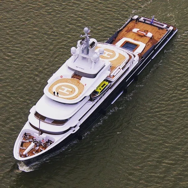 Azeri asıllı milyarder, Marmaris'ten tablo satın aldı-21