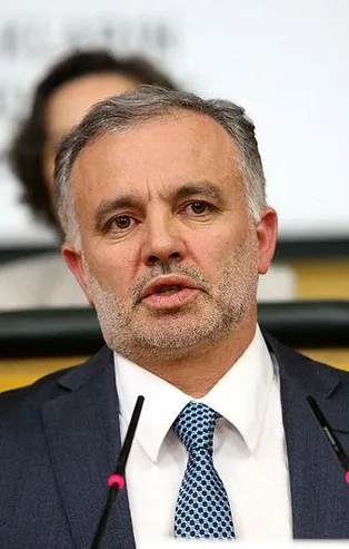 Ayhan Bilgen HDP'den istifa etti!