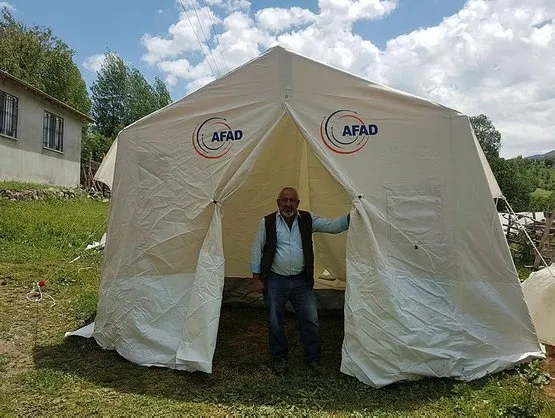 son-dakika-bingolun-koylerinde-cadirlar-kuruldu-depremzedeler-kalmaya-basladi-1592233017878.jpg Son dakika: Bingöl'ün köylerinde çadırlar kuruldu, depremzedeler kalmaya başladı-1