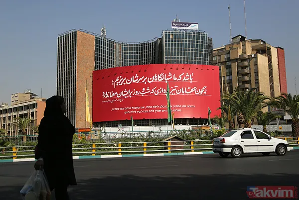 İran-İsrail arasın misilleme savaşı! Tahran sokaklarında “intikam” afişleri - 10