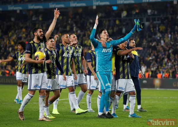Fenerbahçe'nin kapısını çalacak | İngiltere Premier Lig ekibi Altay Bayındır'ı istiyor - 2