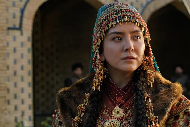 bozkir-arslani-celaleddin-hangi-donemi-anlatiyor-bozkir-aslani-celaleddin-hangi-yillari-devleti-anlatiyor-1621618468350.jpg Bozkır Arslanı Celaleddin hangi dönemi anlatıyor? Bozkır Aslanı Celaleddin hangi yılları, devleti anlatıyor?-4