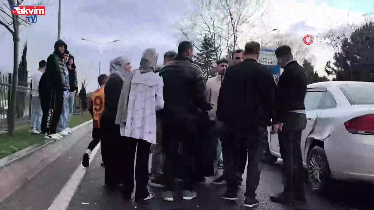 3 aracın karıştığı kazada 4 kişi yaralandı