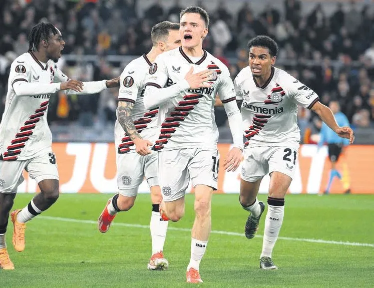 Leverkusen Roma’yı da yaktı