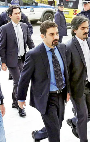 Yunanistan ülkedeki FETÖ'cülere başka ülke arıyor