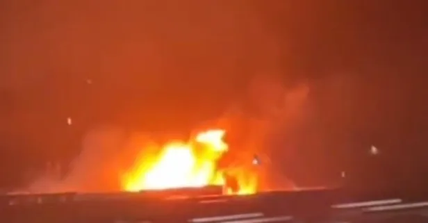 Arnavutköy'de korkutan yangın! Film platosu alevlere teslim oldu