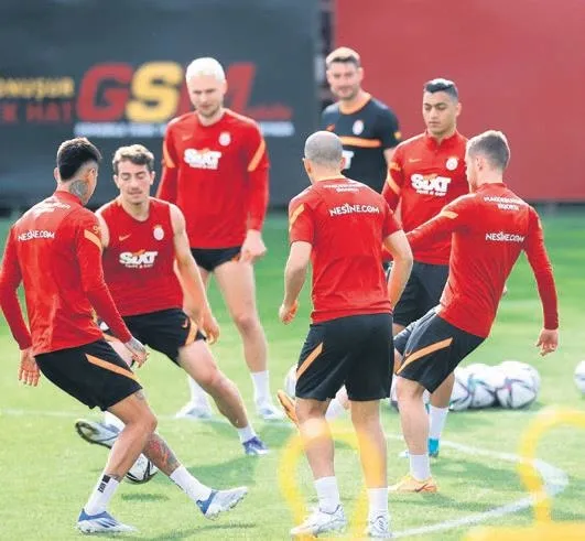 orta-sahayi-guclendirmek-isteyen-fenerbahce-ilaix-moriba-icin-harekete-gecti-1651362915269.jpeg Orta sahayı güçlendirmek isteyen Fenerbahçe Ilaix Moriba için harekete geçti-7