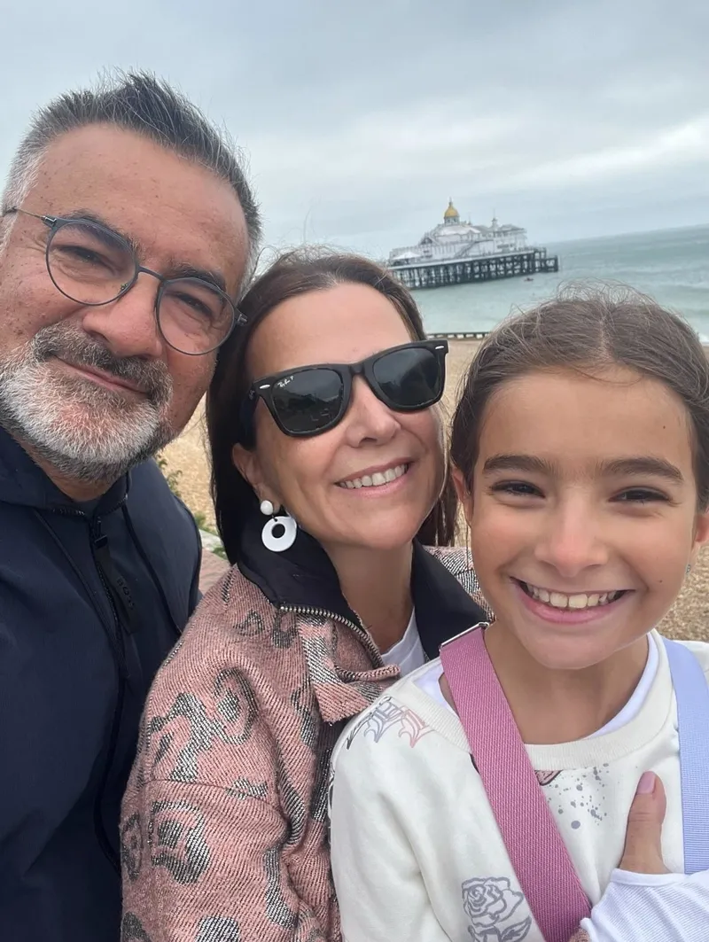 avrupa-yakasinin-yapraki-hale-caneroglu-oyunculugu-birakma-nedenini-acikladi-1775223347154.jpg Avrupa Yakası'nın Yaprak'ı Hale Caneroğlu oyunculuğu bırakma nedenini açıkladı-6