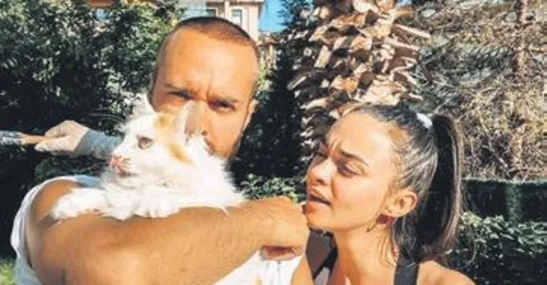 Hande Soral ve kardeşi Bedirhan Soral'dan kedileriyle renkli poz