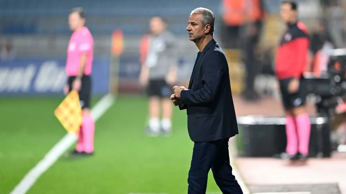 Fenerbahçe'de yıldız isim 3 hafta yok!