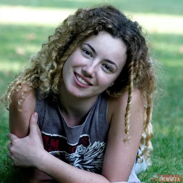 Rıza Baba'nın ilk göz ağrısına bakın! Arka Sokaklar’ın Pınar’ını tanımak artık imkansız! 40 yaşındaki Pınar Aydın değişimiyle şaşırttı - 3