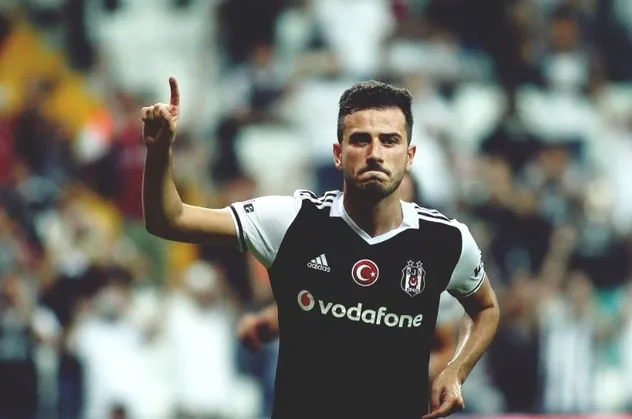 Beşiktaş'ta flaş ayrılık! Bir dönem 'milyon euro'larla anılan Oğuzhan Özyakup Feyenoord'da