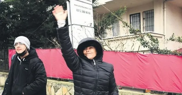 Sözünün arkasında