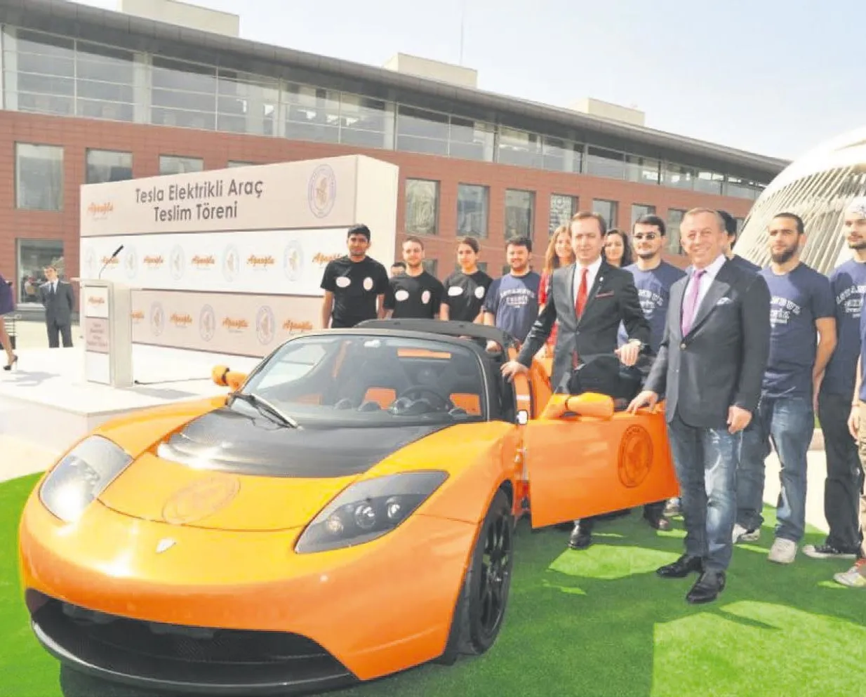 NEGATİF ELEKTRİK İşadamı Ali Ağaoğlu,