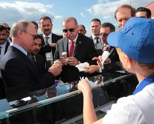 Putin, Başkan Erdoğana dondurma ısmarladı! İki liderin arasındaki diyalog güldürdü