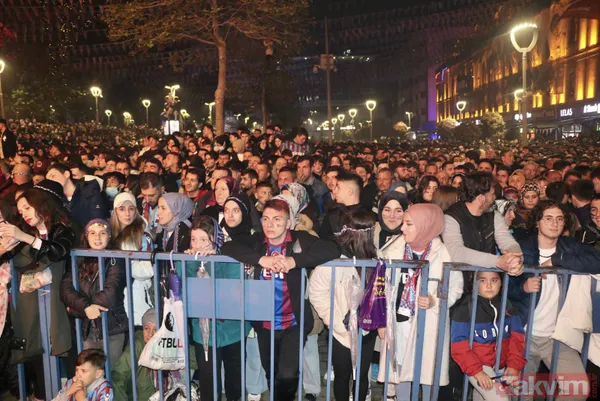 Trabzonspor taraftarı şampiyonluğu kutluyor! Renkli görüntüler... - 7