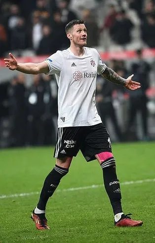 Beşiktaş'ın yıldızı Wout Weghorst'un Manchester United'a transferi hakkında olay sözler: Fiyasko