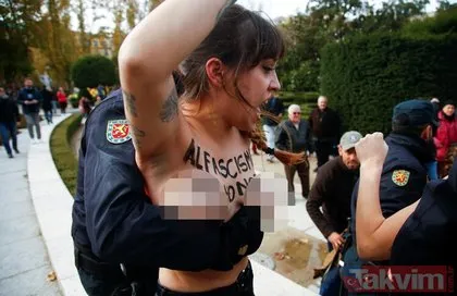 Madrid’de FEMEN protestosu! Şehir meydanında çırılçıplak soyundular